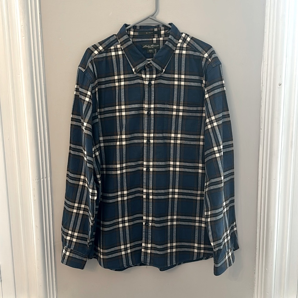 Eddie Bauer Relaxed Fit Single Pocket 100 % Cotton Thicker Flannel